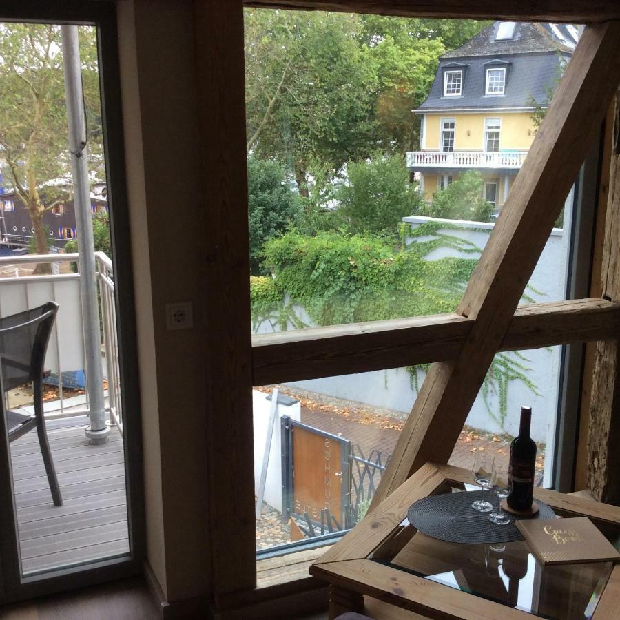 Apartamento Schmuckkaestle Am Hafen Wiesbaden Exterior foto
