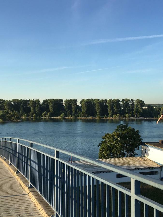 Apartamento Schmuckkaestle Am Hafen Wiesbaden Exterior foto